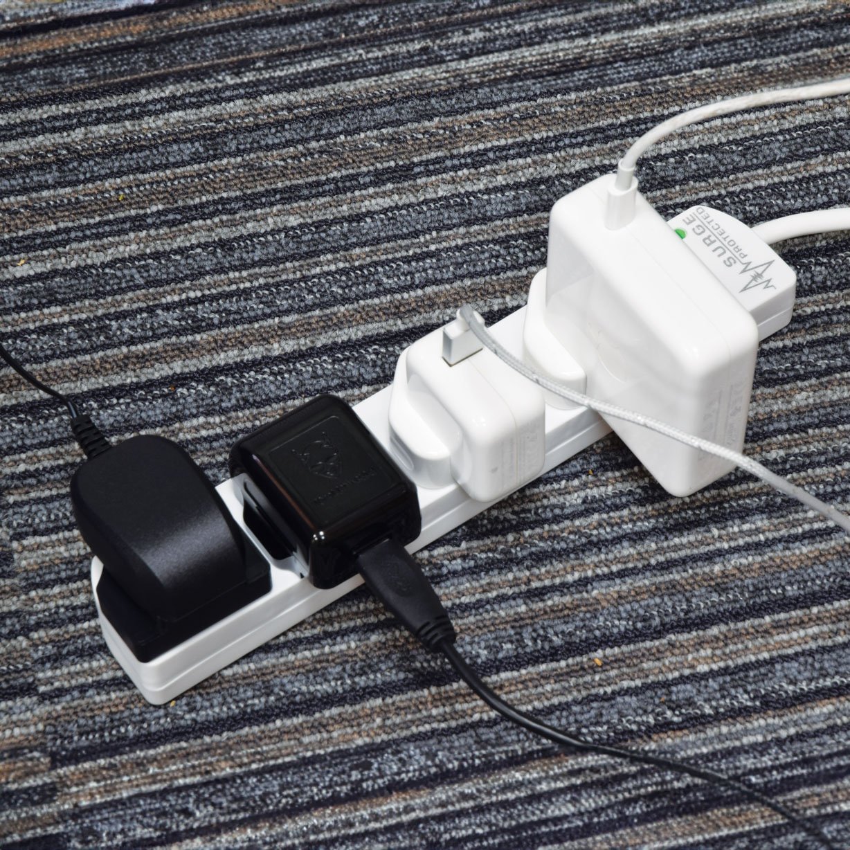 Mercury 4 Gang Extension Lead with Surge Protection
