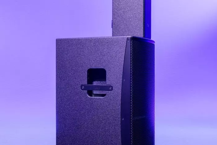 DAP Frigga Single Active Column PA System Black 1000W RMS 134 dB SPL with Bluetooth 5.0 TWS DAP Frigga Single Active Column PA System Black 1000W RMS 134 dB SPL with Bluetooth 5.0 TWS