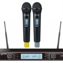 Studiomaster W2G Wireless Microphone Set